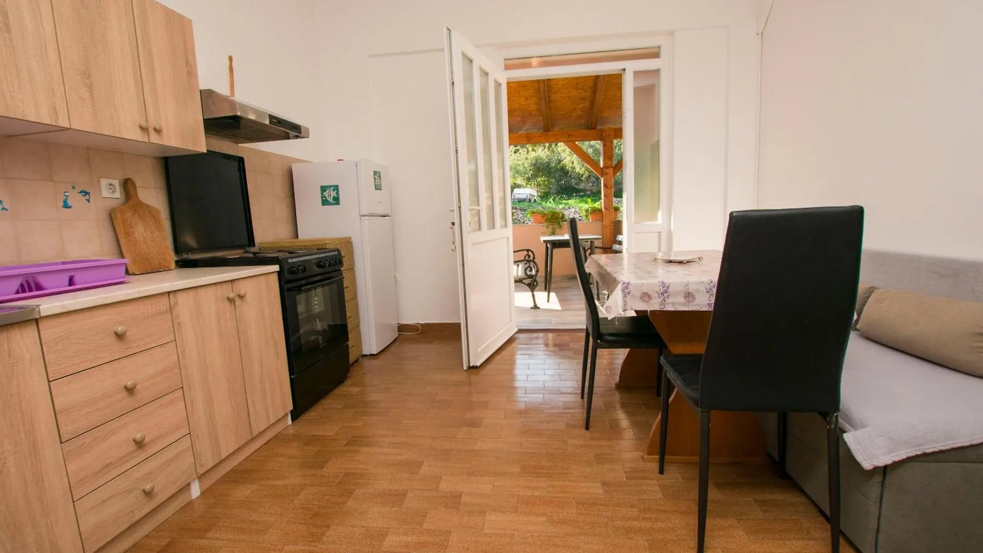 Apartment Marin  Tkon